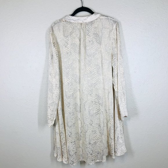 Soft Surroundings Cream and Gray Animal Print Sheer Swing Button Down Tunic - Picture 2 of 8